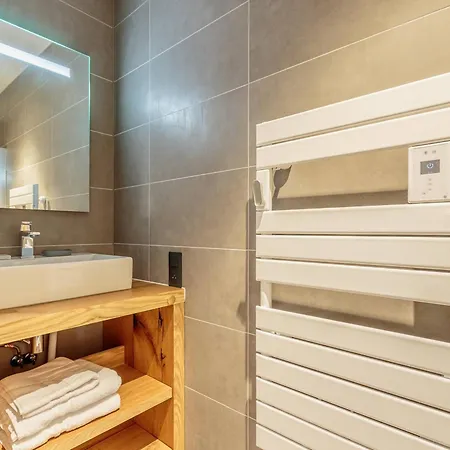 Neuf Cosy Avec Terrasse, 1 Chambre, Parking, Wifi, Pres Des Pistes - Fr-1-638-10 La Plagne
